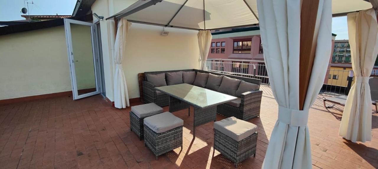 Alice House With Amazing Terrace Apartamento Florença Exterior foto