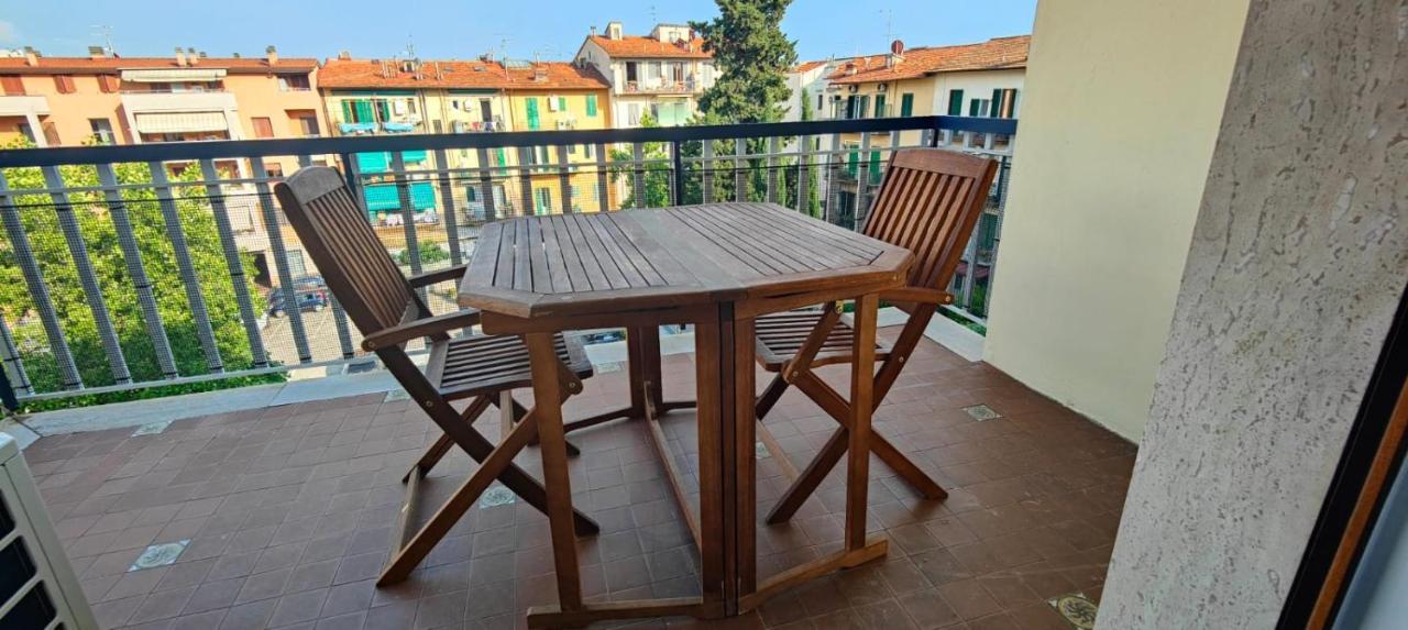Alice House With Amazing Terrace Apartamento Florença Exterior foto